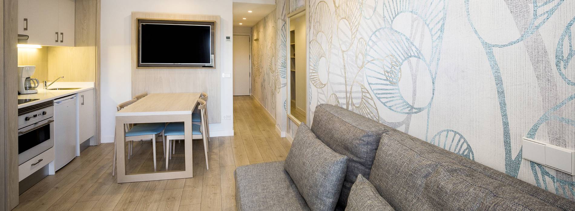 Hotel Leman header