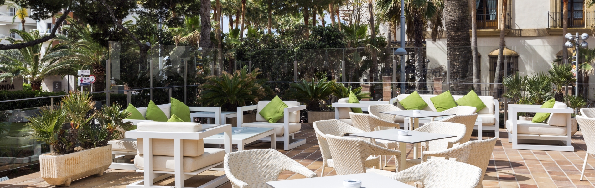 Hotel Leman header