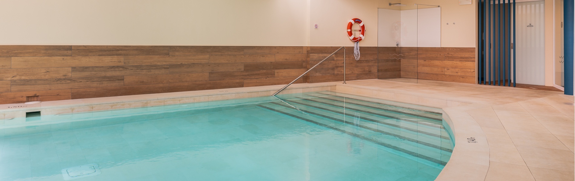 Hotel Leman header